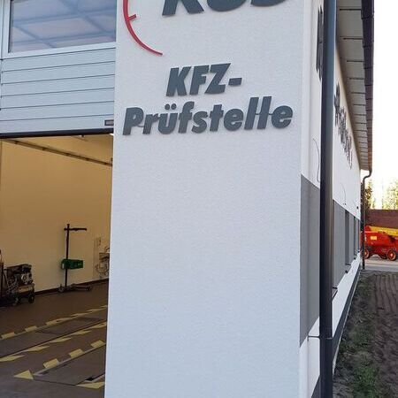 Fräsbuchstaben in Bremen - Werbung